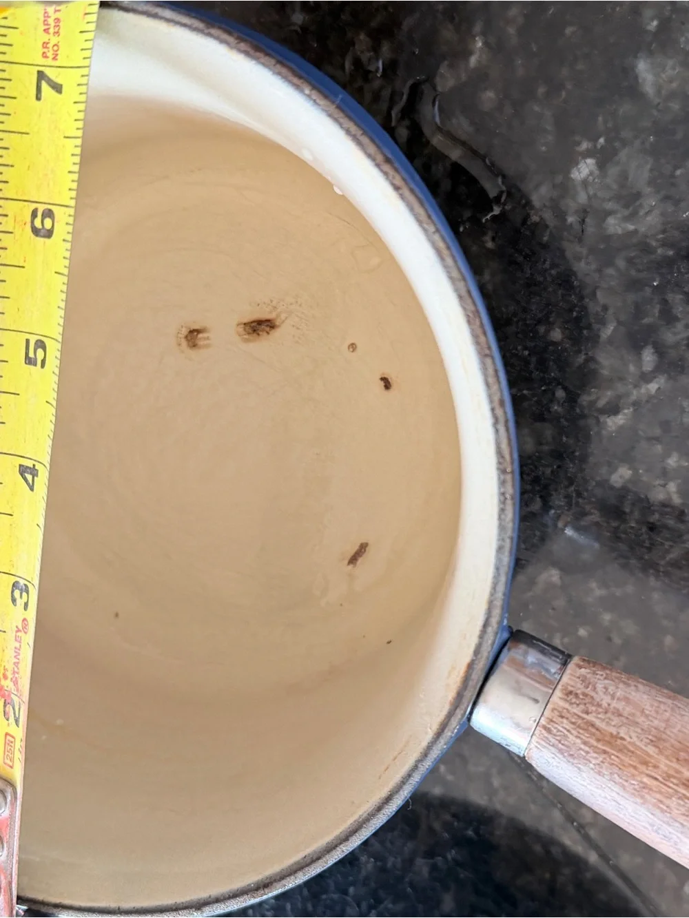 Le creuset sauce pan and lid